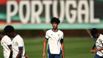 Kabar Sport CNN Terbaru : Cristiano Jr Cetak 2 Gol, Warisan Ronaldo Bisa Berlanjut