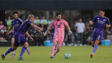Berita Panas dari Dunia Sport CNN : Messi Buang Peluang, Inter Miami Dibantai Orlando City 0-3