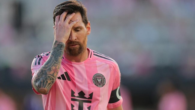 Kata-kata Pelatih Inter Miami Usai Messi dkk Keok Lagi di MLS Javier Mascherano merespons kekalahan telak yang dialami Inter Miami saat menjamu Orlando City pada lanjutan MLS, Senin (19/5) pagi WIB.