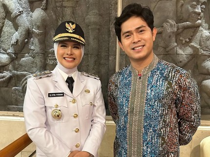 Kekompakan Cakra Khan Bareng Sang Kakak yang Jadi Bupati Pangandaran, Ini 5 Potretnya