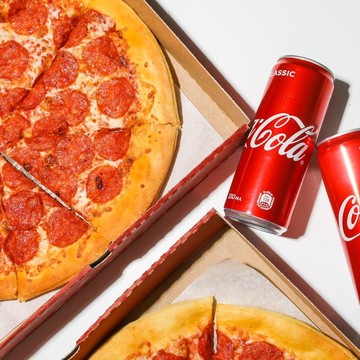 img-title Segar sih, Tapi Ini yang Akan Terjadi pada Tubuh Jika Minum Soda Setiap Hari