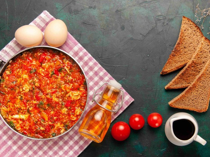 Ilustrasi Masakan Tomat telurFoto: freepik.com/KamranAydinov