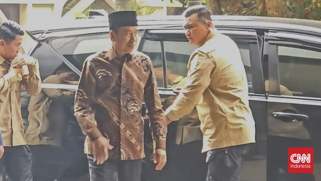 Kompolnas meminta Bareskrim Polri tak berlama-lama mengumumkan hasil gelar perkara khusus di kasus dugaan ijazah palsu Presiden RI ke-7 Joko Widodo.