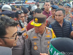 Kapolda Metro Cek Langsung Demo Ojol di Patung Kuda