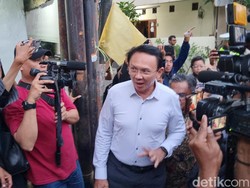 Ahok hingga Anies Melayat ke Rumah Duka Suami Najwa Shihab