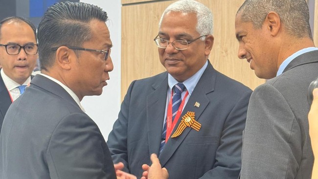 Menteri Hukum Supratman Andi Agtas hadir pada 13th St. Petersburg ILF yang digelar oleh Pemerintah Federasi Rusia pada Selasa (20/5).