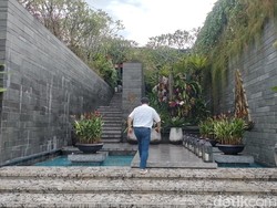 Bumi Aki yang Jadi Penglipur Lapar Traveler di Kawasan Sentul