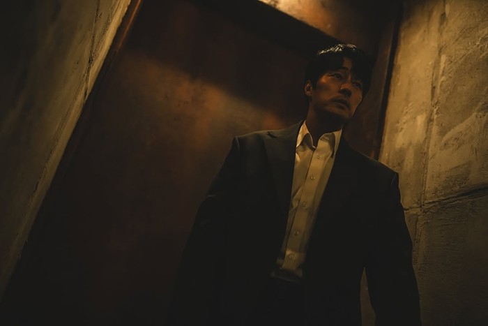 So Ji Sub di Mercy for None/ Foto: instagram.com/netflixkr