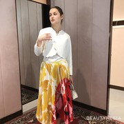 Get The Look: Inspirasi Outfit Musim Panas Elegan dan Colorful