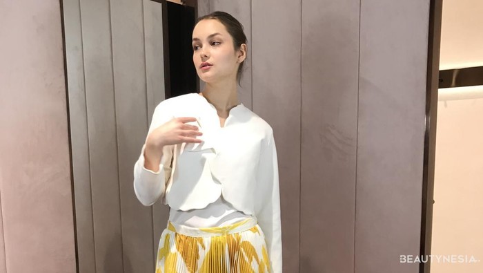 Get The Look: Inspirasi Outfit Musim Panas Elegan dan Colorful