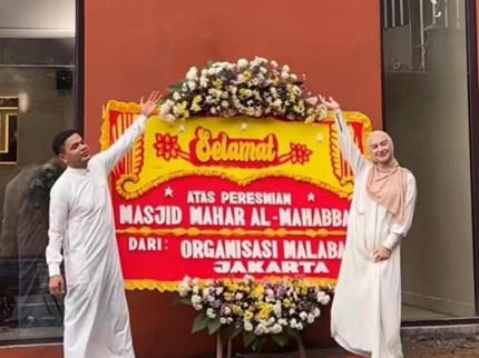 Serupa dengan Irish Bella, Ini 5 Mahar Pernikahan Unik dari Kain Kafan hingga Kerbau