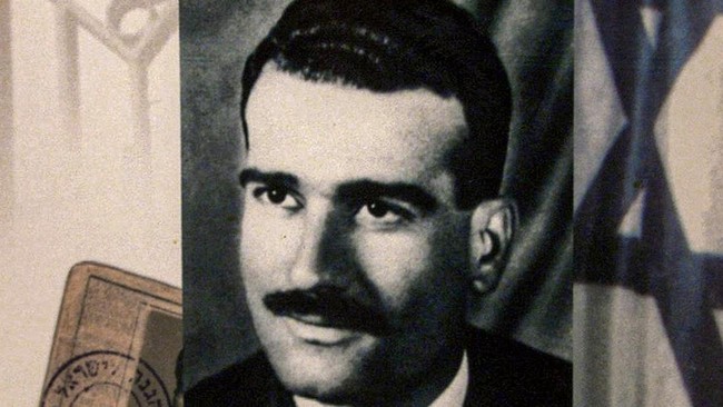 Nama Eli Cohen kembali menjadi sorotan usai Israel mengklaim berhasil mengambil 2.500 dokumen dan barang pribadi eks mata-mata legendaris tersebut dari Suriah.