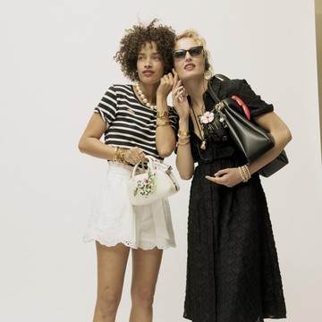 img-title Pesona Chic dan Elegan Koleksi Musim Panas Kate Spade dan Aigner