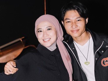 img-title Okie Agustina Kena Omel Pasha Ungu gegara Tak Bela Kiesha Saat Digampar Dimas Anggara