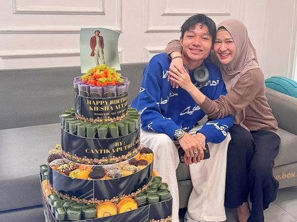 Okie Agustina Rayakan Ulang Tahun Ke-21 Sang Putra Kiesha Alvaro, Intip Potretnya Bun