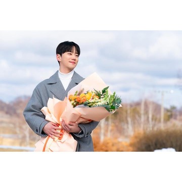 Sering Perankan Karakter Villain, Simak Deretan Drakor Komedi Romantis yang Dibintangi Lee Jun Young