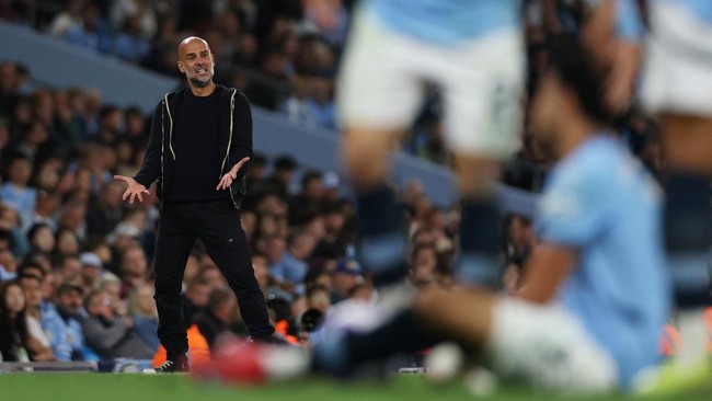 Pep Guardiola mengungkap ancaman serius untuk meninggalkan Manchester City jika manajemen klub tidak mau menurutinya.
