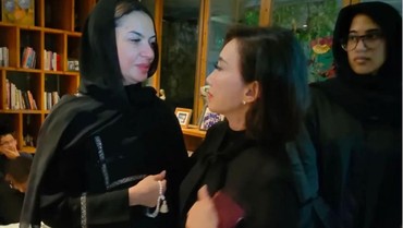 img-title Pemakaman Suami Najwa Shihab hingga Kondisi Anak Quraish Shihab