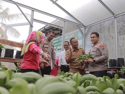 Kapolres Blitar Kagum Inovasi Ketahanan Pangan Warga Minggirsari