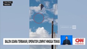VIDEO: Balon Udara Terbakar, Operator Lompat Hingga Tewas