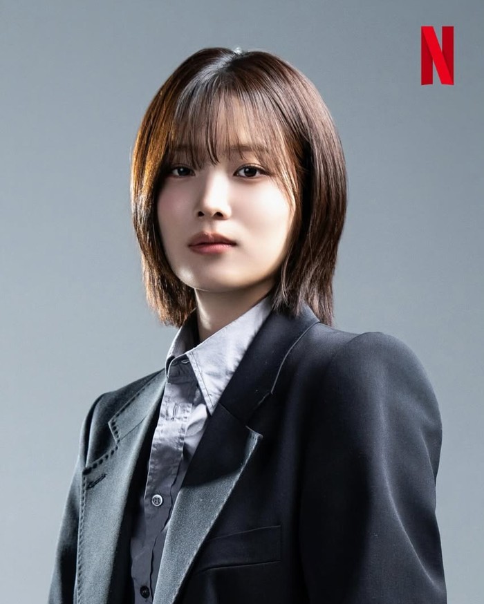 Yoon So Hee belum lama ini sukses menyita perhatian berkat sisi tak terduga yang ditampilkannya di program survival game besutan Netflix yakni 'The Devil's Plan: Death Room', Beauties./ Foto: instagram.com/sarament_official