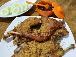 Viral Ayam Goreng Non Halal di Solo, 3 Hal ini Perlu Dicermati