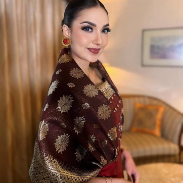 Profil Ghina Raihanah, Adik Tsania Marwa Kekasih Anak Najwa Shihab