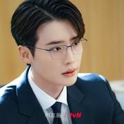 Langganan Rating Tinggi! Ini 4  Drakor yang Dibintangi Lee Jong Suk, Bisa Nonton di Netflix