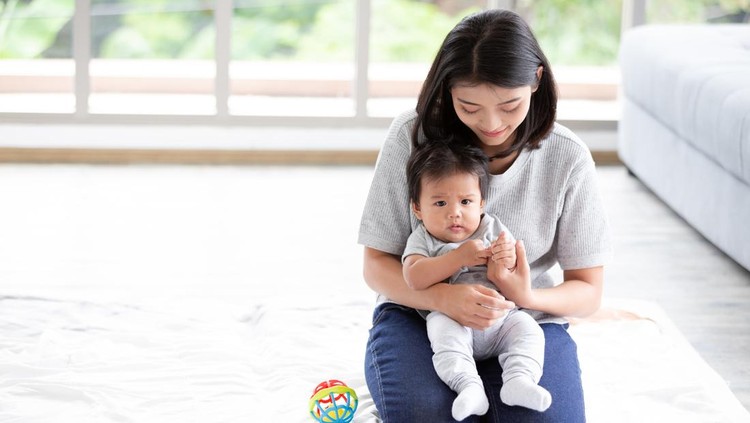 Mendisiplinkan bayi Mendisiplinkan bayi