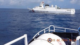 Filipina Murka, China Tabrak Kapal dan Tembakkan Meriam Air