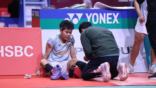Fadia Tetap Bisa Bertanding di Malaysia Masters Pelatih ganda putri Pelatnas PP PBSI Karel Mainaky mengungkap kondisi Siti Fadia Silva yang sempat mengalami masalah di laga 16 besar Malaysia Masters.