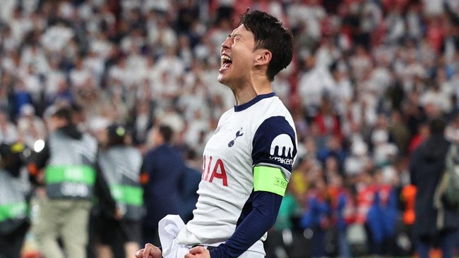 Sosok pendamping kapten Tottenham Hotspur, Son Heung Min jadi pertanyaan warganet usai juara Liga Europa 2024/2025. Siapa pacar Son Heung Min?