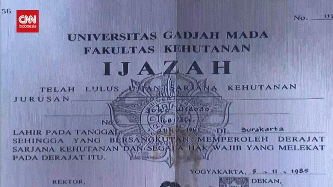 Bareskrim Polri akan gelar perkara khusus terkait dugaan ijazah palsu Jokowi. TPUA meminta penjadwalan ulang untuk memanggil saksi-saksi terkait.