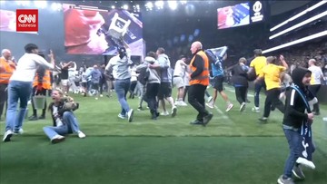 Berita Panas dari Dunia Sport CNN : VIDEO: Spurs Juara, Stadion Tottenham Bergemuruh