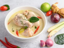 5 Tips Memasak Ayam agar Cepat Empuk, Tidak Amis, dan Matang Sempurna
