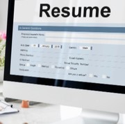 4 Tips Membuat CV Menarik untuk Fresh Graduate yang Lagi Cari Kerja