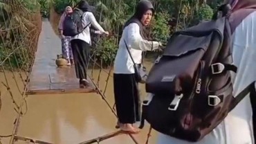Guru yang Lewati Jembatan Rusak Tiba-tiba Minta Maaf, Bahas Institusi Pemerintah