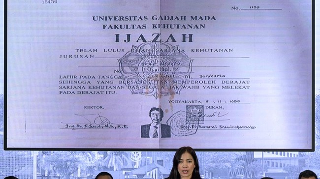 Bareskrim Polri menyelidiki kasus ijazah palsu Jokowi di 13 lokasi dan memeriksa 39 saksi.