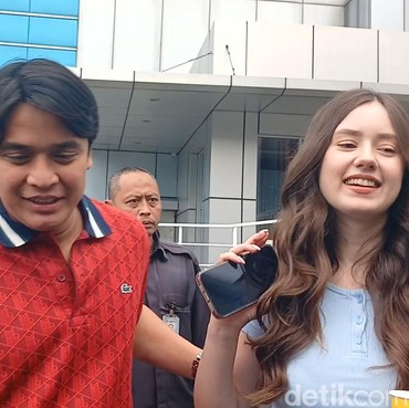 Pengakuan Billy Syahputra Sudah Menikah dengan Vika Kolesnaya
