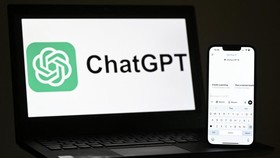 Studi MIT Ungkap Pakai ChatGPT Bikin Otak Manusia Makin Bodoh