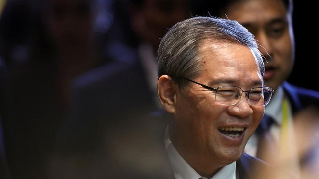 PM China Li Qiang Akan Datang ke RI, Balas Kunjungan Prabowo PM China Li Qiang ke RI pekan ini, bertemu Presiden Prabowo hingga Ketua DPR Puan Maharani.
