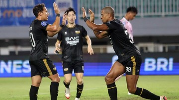 Kabar Sport CNN Terbaru : Klasemen Liga 1 Usai Dewa United Pesta Gol, Malut Curi Poin di JIS