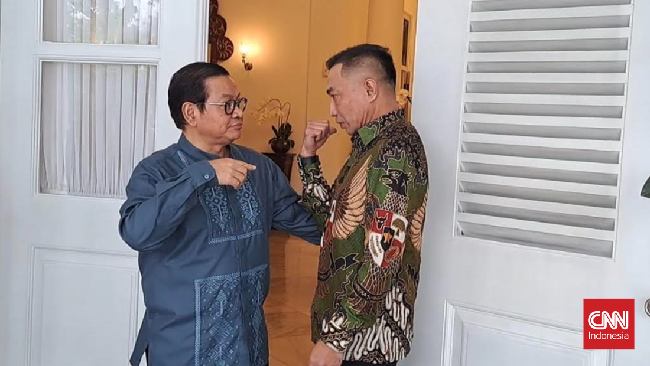 Dharma Pongrekun Temui Pramono di Balai Kota, Titip soal Hak Tolak Eks calon gubernur DKI Jakarta Dharma Pongrekun menemui Gubernur DKI Jakarta Pramono Anung di Balai Kota Jakarta, Jumat (23/5) pagi.