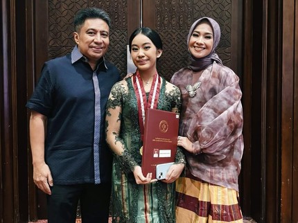 Berprestasi! 5 Potret Diarra Putri Alya Rohali yang Menang Gadis Sampul dan Diterima Masuk UI, Baru Saja Lulus SMA
