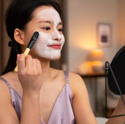 7 Resep Masker Wajah Alami dari Bahan di Dapur yang Aman untuk Kulit Sensitif