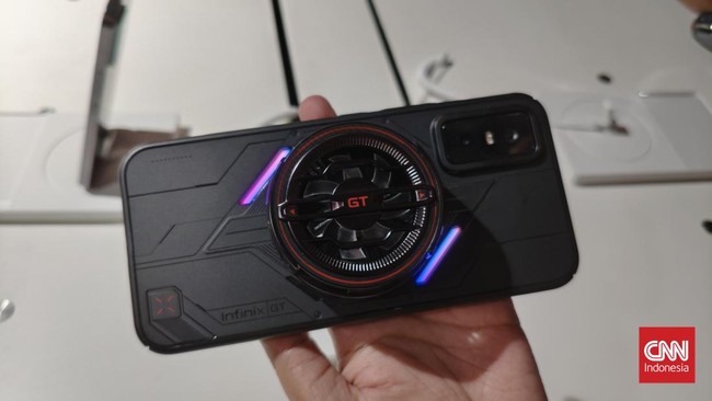 Infinix GT 30 Pro adalah ponsel gaming generasi ketiga dari seri GT, penerus Infinix GT 10 Pro dan GT 20 Pro.