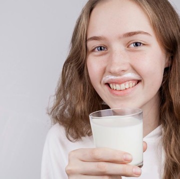 Rutin Konsumsi Segelas Susu di Pagi Hari, Ini 7 Manfaat Baik untuk Tubuhmu