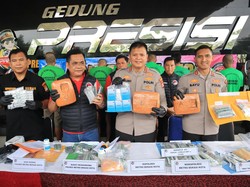 Pengedar Narkoba Diringkus di Gerai Es Teh Depok, 3 Kg Ganja Disita