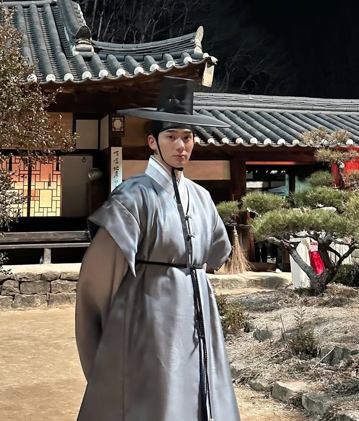 Selain karena pengemasan ceritanya yang kompleks, kesuksesan drakor sageuk Dear Hongrang juga didukung oleh kualitas akting dari sejumlah bintang kenamaan Korea. Salah satunya, Jung Ga Ram yang sukses mencuri perhatian./ Foto: instagram.com/rram_iiii