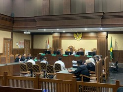 Baca Pleidoi, Terdakwa Kasus Korupsi APD COVID Ngaku Cuma Jalankan Tugas